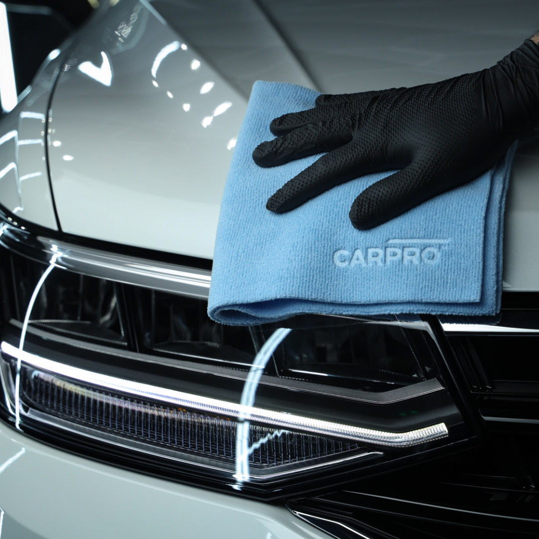 CarPro 2 Face No-Lint Microfibre Cloth - blue cloth levelling a coating