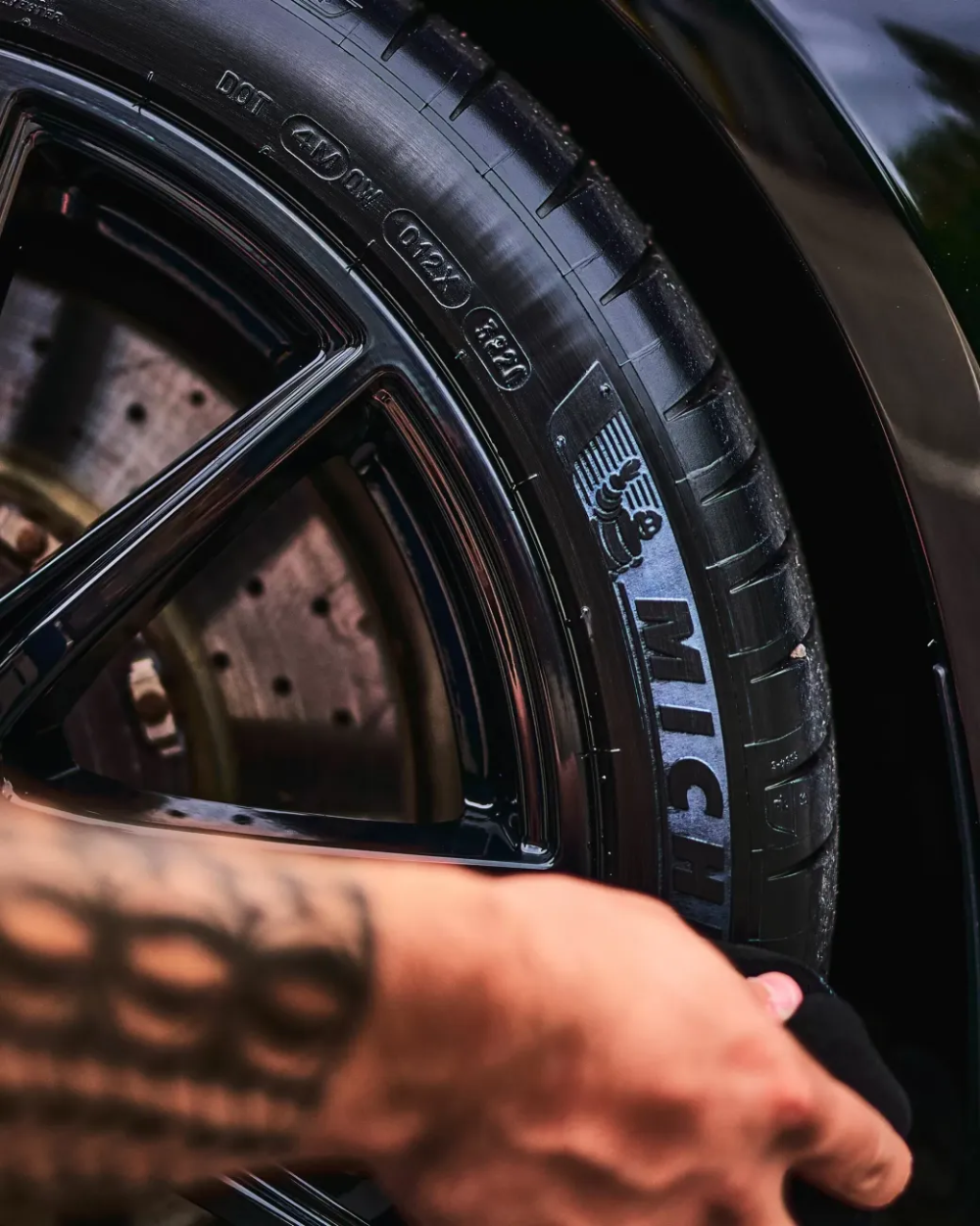 YumCars Dress V2 500ml - Tyre, Plastics & Trims+ Gel Moisturiser