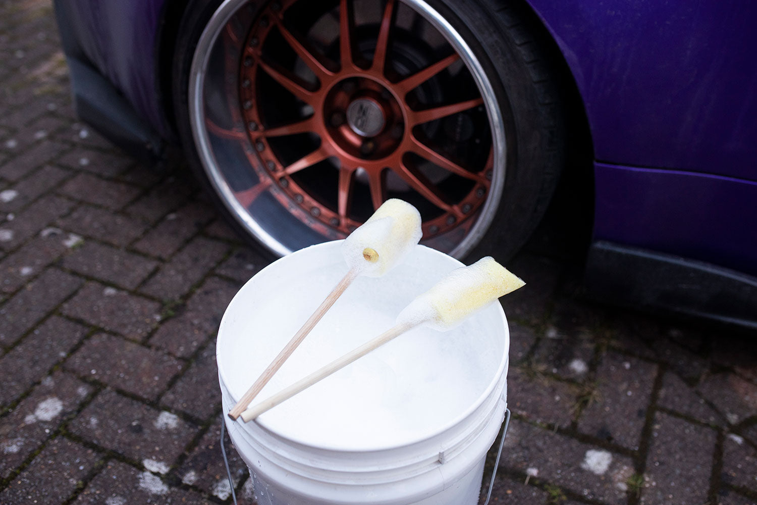 Oval spoke cleaner in use 3