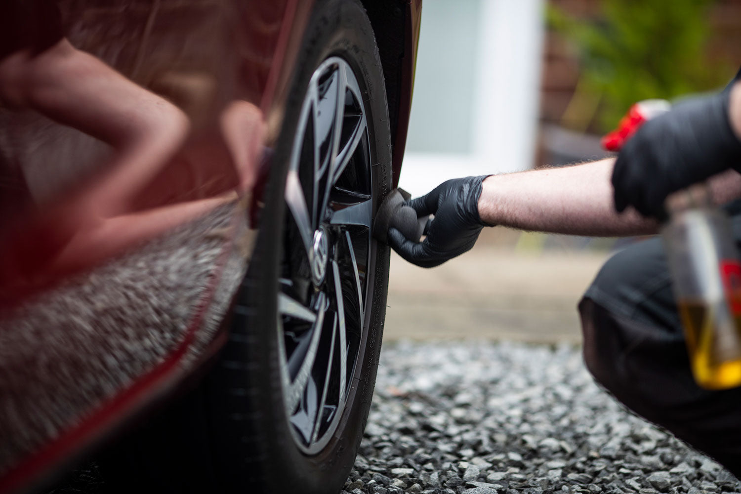 Tyre Dressing Applicator Pad in use 5