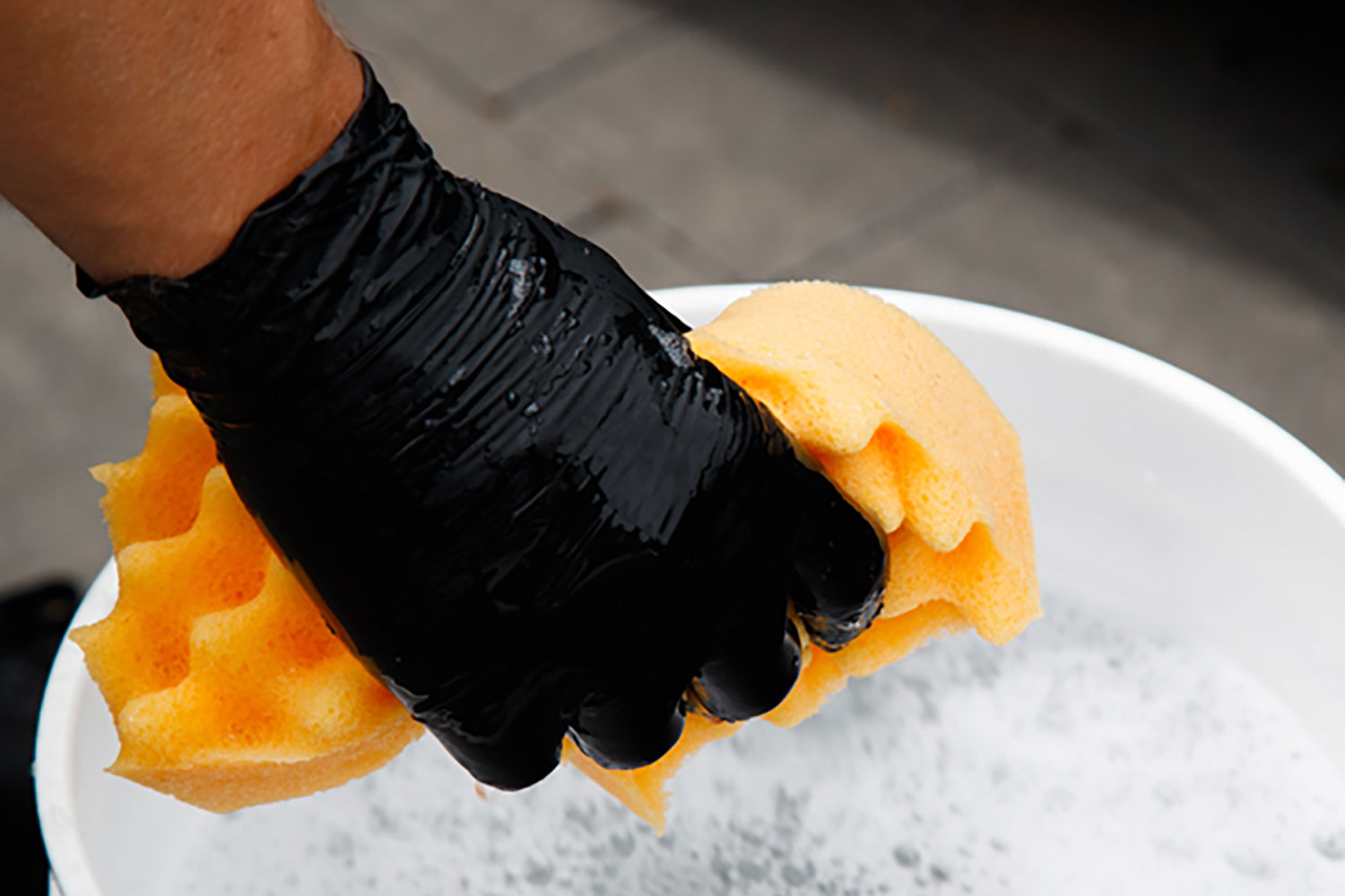 Sponge Guru Ultimate Profile Sponge in use 4